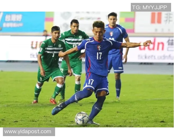 拜尔足球：探索足球战术与团队精神的完美结合之旅